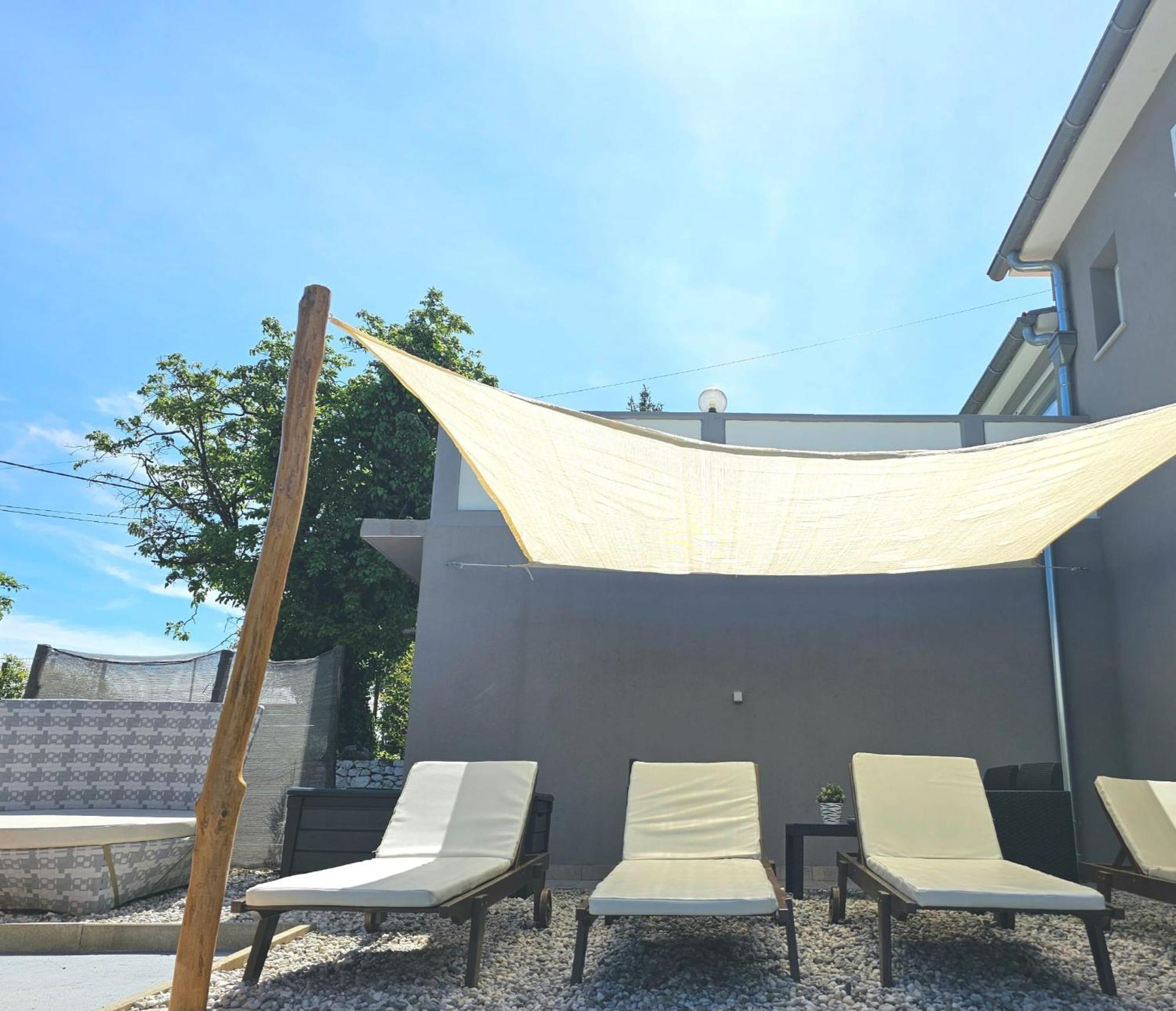 Apartman Goga With Pool And Jacuzzi Labin  Luaran gambar