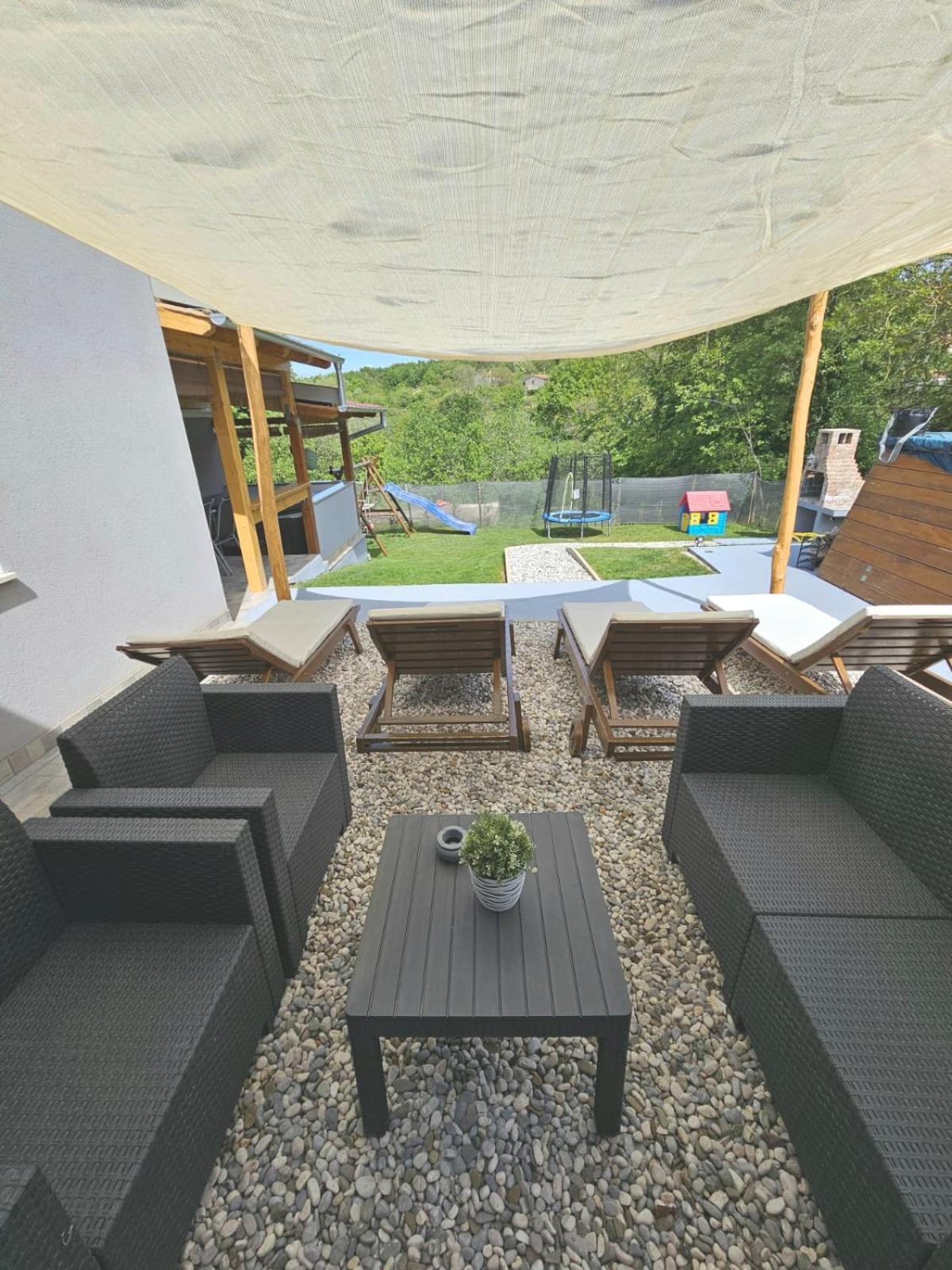 Apartman Goga With Pool And Jacuzzi Labin  Luaran gambar